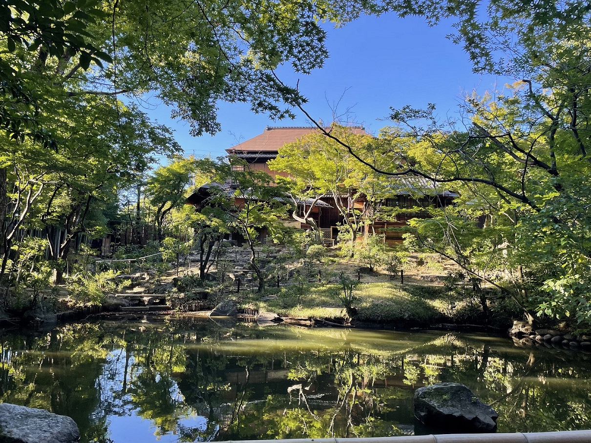 南山寿荘外観